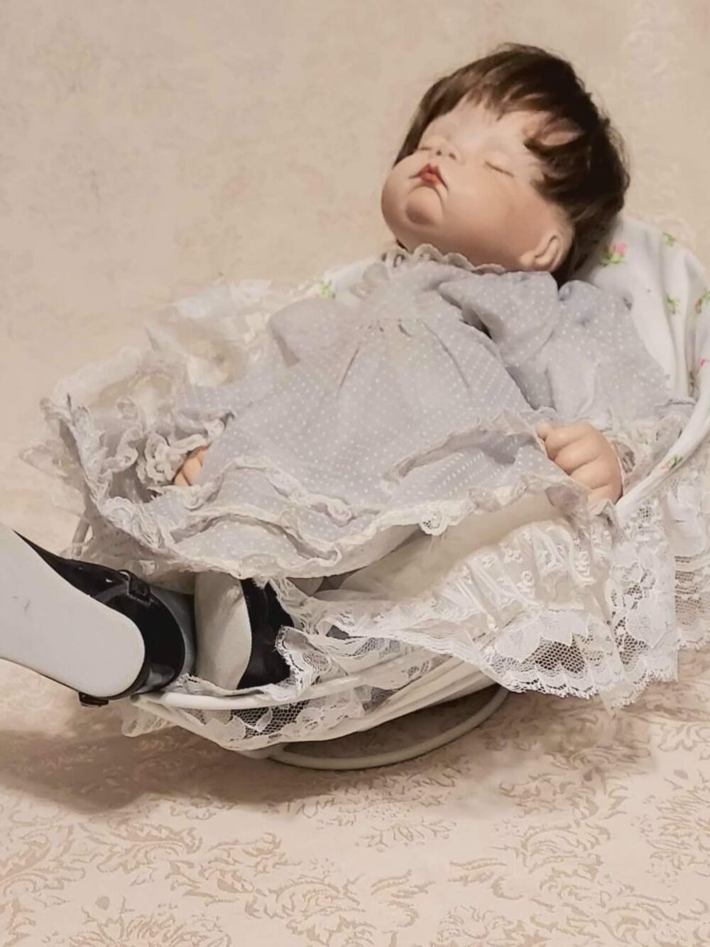 Vintage  Boots Tyner Sugar Britches Baby Doll  1986 18"T With Carry Basket